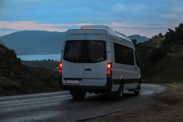 מיניבוס 20 מקומות מחיר | מטיילי נהורה | חברת הסעות